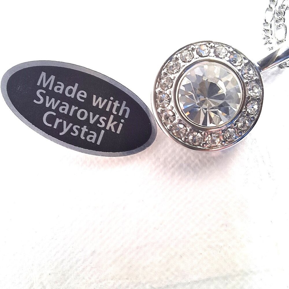 Made with Swarovski Crystal Pendant Necklace Silver Tone Elegant Dainty NWT